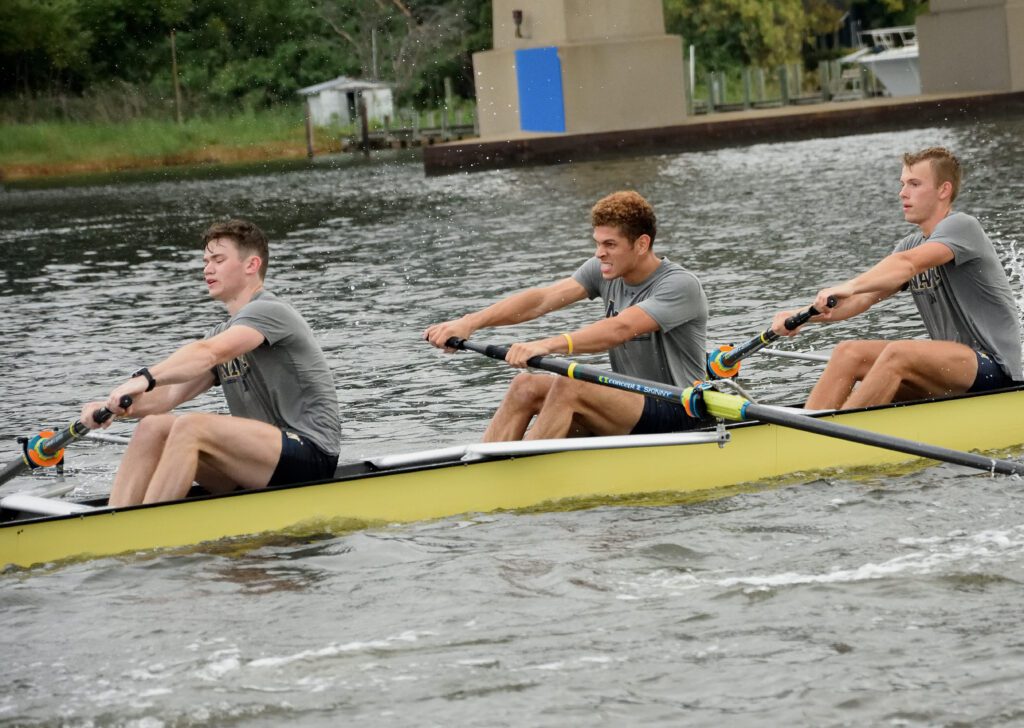 While the Heavyweights have no specific restrictions, members of the Navy Lightweight rowing team are limited to 178 pounds.